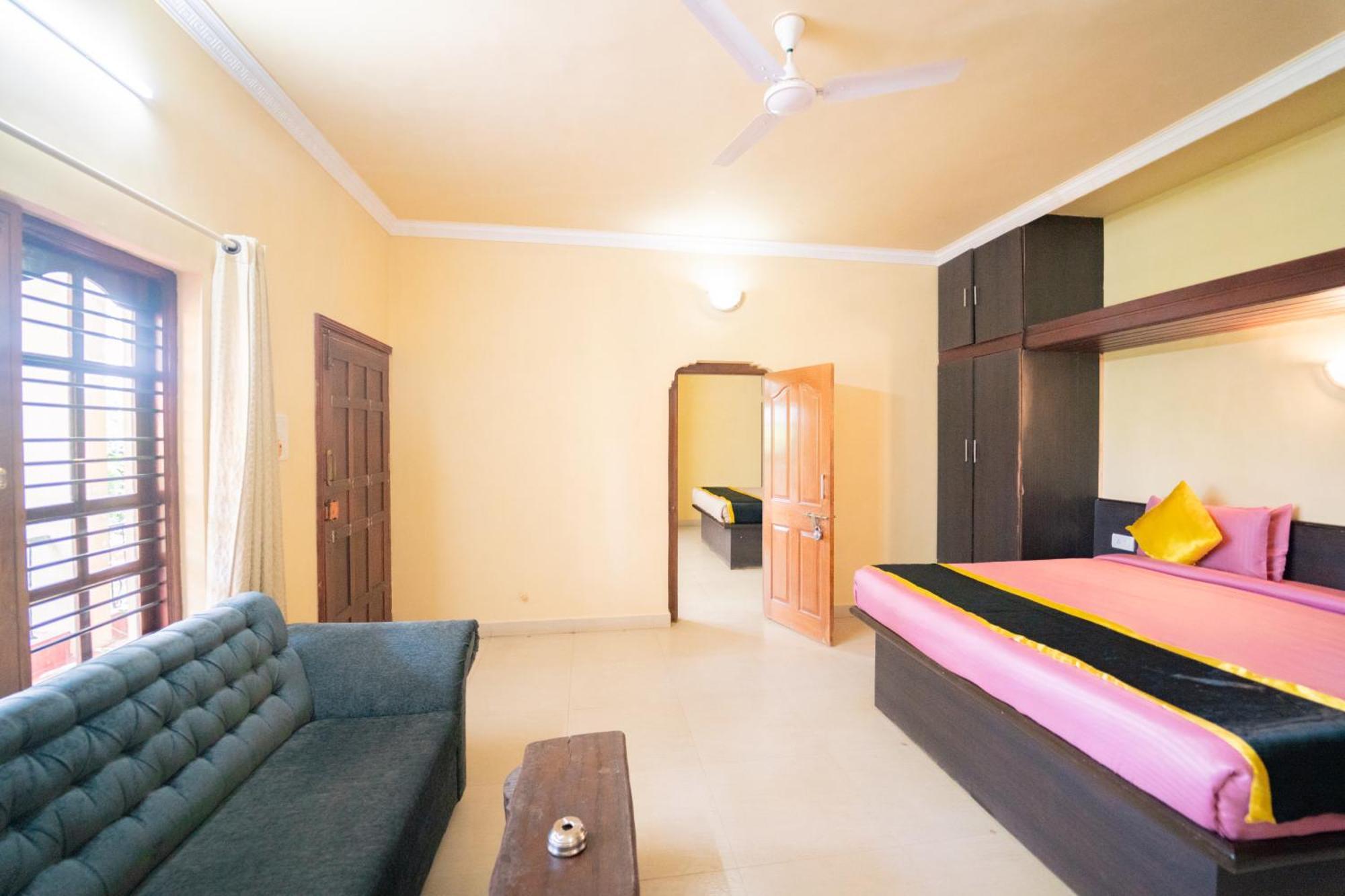 Kingmaker'S Plantation With River Stream Madikeri Exterior photo