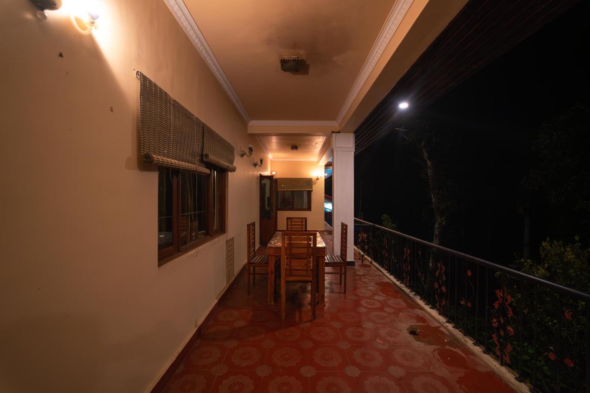 Kingmaker'S Plantation With River Stream Madikeri Exterior photo